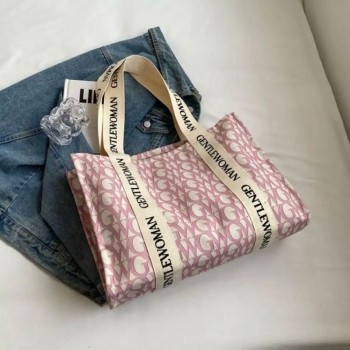 شنطه نسائيه عصريه GENITLE WOMAN -L5300 شنطه نسائيه عصريه GENITLE WOMAN -L5300