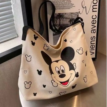 شنطه كبيره بتصميم شخصيات كرتون ديزني 5271