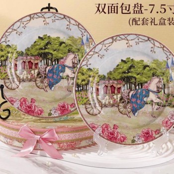 طقم صحن سراميك فاخر بتصميم فكتوريا مع علبه انيقه2 قطعه  -L5872