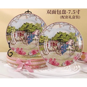 طقم صحن سراميك فاخر بتصميم فكتوريا مع علبه انيقه2 قطعه  -L5872