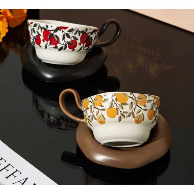 كوب شاي وصحن سيراميك بتصميم فاخر متوفر للونين -6287