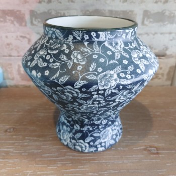 فازه  سيراميك انيقه ملائمه لغرفة المعيشه -4154