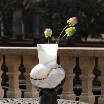 فازه زجاج بتصميم رخامي ارتفاع 30cm