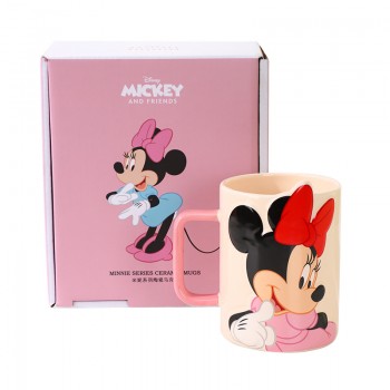 كوب سيراميك ديزني متوفر بلونين كوب سيراميك ديزني متوفر بلونين