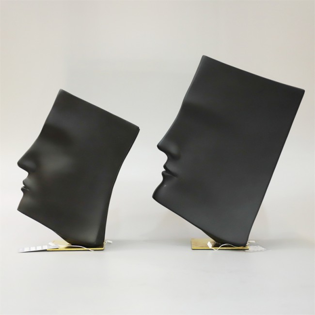 تحفة فيس كتاب سيراميك متوفر بحجمين اسود تحفة فيس كتاب سيراميك متوفر بحجمين اسود