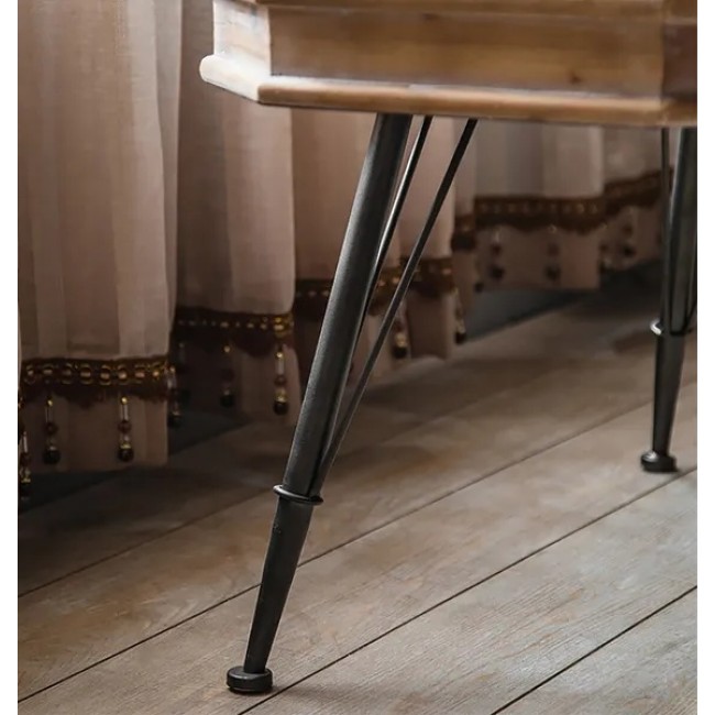 طقم طاولات وسط حبتين خشب بأرجل معدنيه طقم طاولات وسط حبتين خشب بأرجل معدنيه