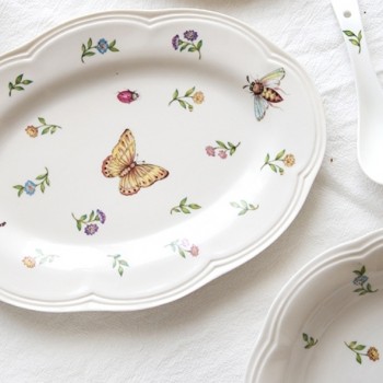 صحن تقديم بورسلان فاخر بتصميم الفراشه صحن تقديم بورسلان فاخر بتصميم الفراشه