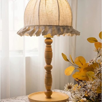 وحده اضاءه مصنوعه من الخشب الطبيعي بتصميم فرنسي وحده اضاءه مصنوعه من الخشب الطبيعي بتصميم فرنسي