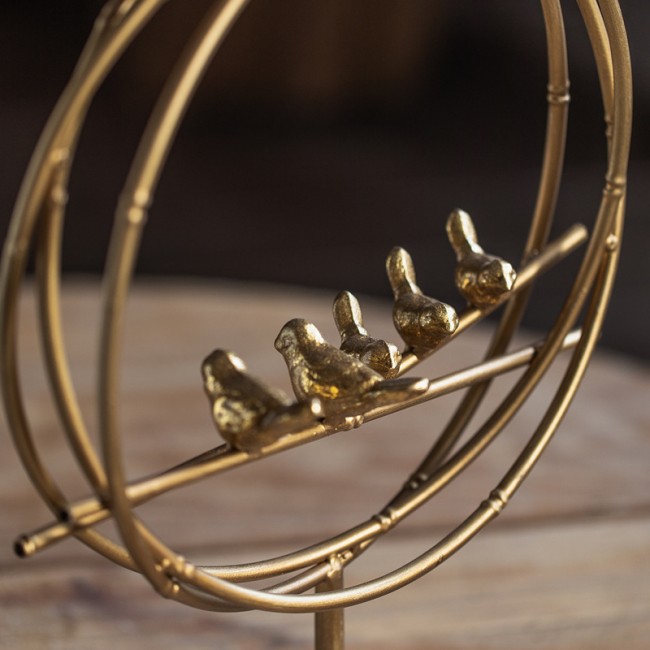 طقم تحف مصنوع يدويا من النحاس بقاعده خشب