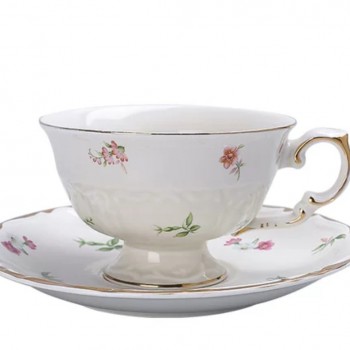 كوب شاي بورسلان فاخر بتصميم انجليزي كوب شاي بورسلان فاخر بتصميم انجليزي