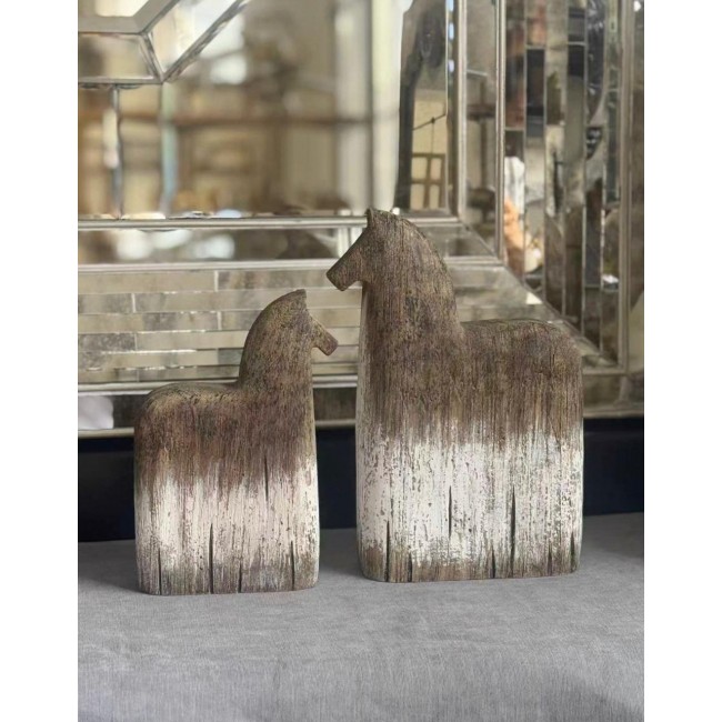 تحفه حصان من من خشب طبيعي عالي الجودة متوفر الحجمين 8624