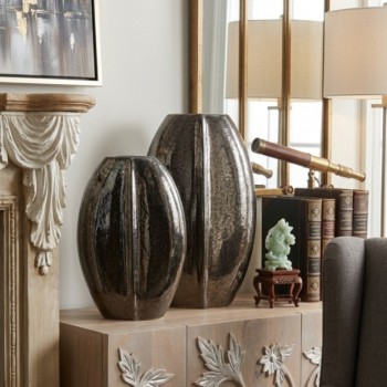 فازه سيراميك فاخره ببريق الزجاج بلمسة عصرية متوفر الحجمين L8581