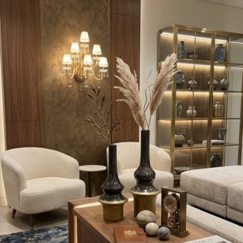 فازه سيراميك بتصميم عصري حديث متوفر الحجمين 8584