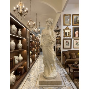 تمثال كلاسيكي مستوحى من الفن الرماني العريق 3334