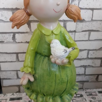 تحفة بنت وعصفور ملائمه للحدائق 