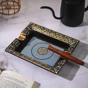 طفاية سجائر من سراميك  هرمز -1-L3340