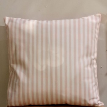 غطاء خداديه بخطوط بيضاء ذات جوده عاليه 