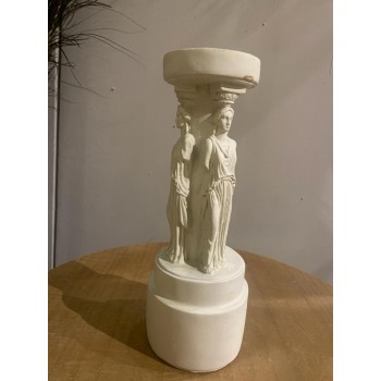 تحفه حامل شمعدان بتصميم روماني تحفه حامل شمعدان بتصميم روماني