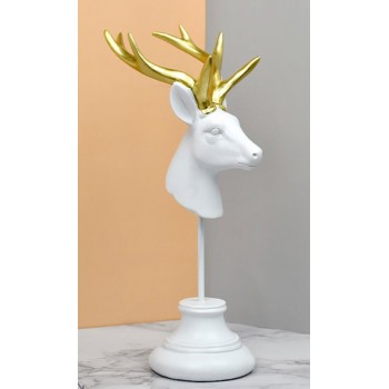 تحفة غزال ابيض بقررون ذهبيه بستاند 