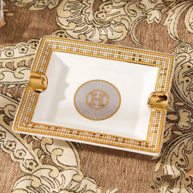 طفايه سجائر صغير الحجم-2- 3348