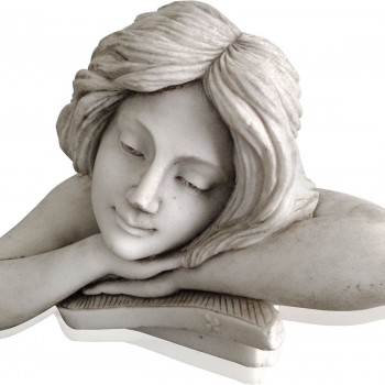 تحفه رومانيه منحوته بخطوط دقيقه