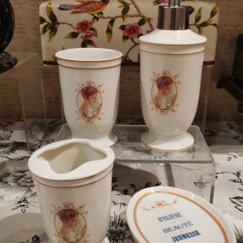 طقم مغسله 4 قطع بورسلان طقم مغسله 4 قطع بورسلان