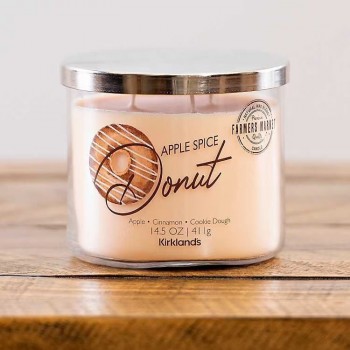 شمعه باناء زجاج فواحه بعطر زهور التفاح شمعه باناء زجاج فواحه بعطر زهور التفاح