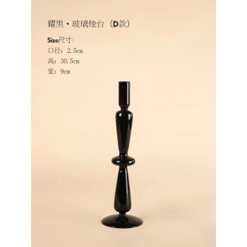 شمعدان اسود  مصنوع من زجاج -1001