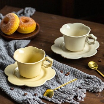 كوب وصحن بتصميم الورد -6651 كوب وصحن بتصميم الورد -6651