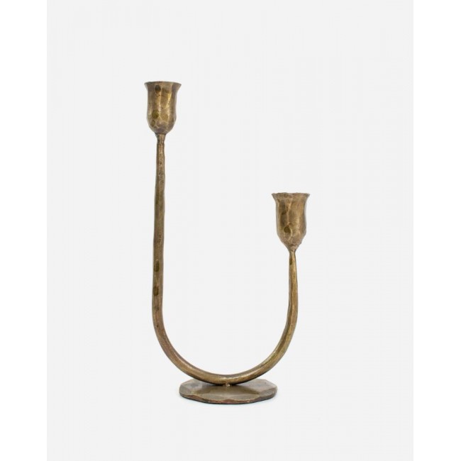 شمعدان يتميز بتصميم بسيط وفريد معدن 8164