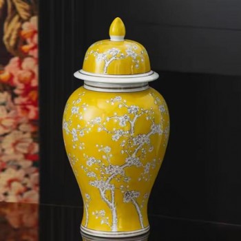 فازه سيراميك أصفر وأبيض بنقشة زهور البرقوق 8245