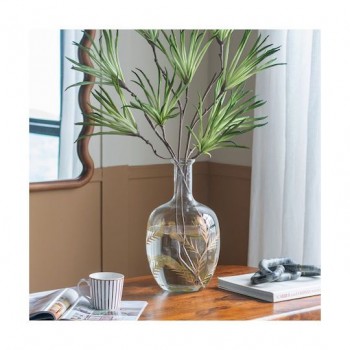 فازه زجاجيه بنقوش زهور ذهبية بلمسات عصريه متوفر الحجمين 8260 فازه زجاجيه بنقوش زهور ذهبية بلمسات عصريه متوفر الحجمين 8260