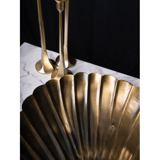 صحن تتقديم بتصميم صدف من المعدن الفاخر متوفر الحجمين 8159 صحن تتقديم بتصميم صدف من المعدن الفاخر متوفر الحجمين 8159