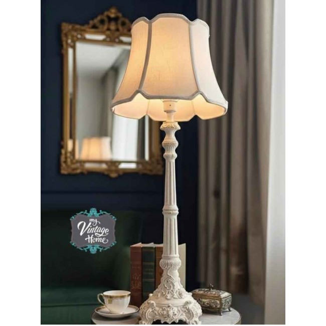 وحده اضاءه كلاسكيه فنتج بقاعده خشبيه منحوته باتقان مستوحاه من العماره الاوربيه القديمه 7114