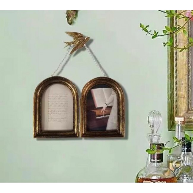 برواز مزدوج معلق بتصميم كلاسيكي بلمسات فنيه 9268