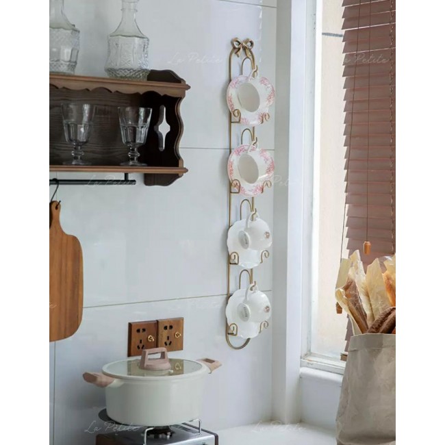  حامل أكواب وصحون جداري معدني بلون ذهبي بتصميم كلاسيكي9295