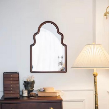 مرايا جداري باطار خشبي على الطراز الاوربي 9283