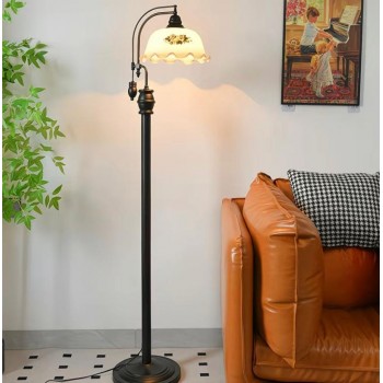 وحده اضاءه ارضيه بتصميم كلاسيك اوربي 9408