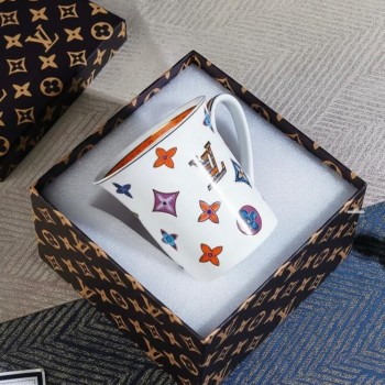 كوب سيراميك بتصميم شعارلويس فينتون 9051 كوب سيراميك بتصميم شعارلويس فينتون 9051