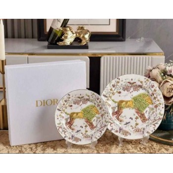 طقم صحن سيراميك برسمة الاسد انيقه من براند ديور العدد 2 قطعه L9076