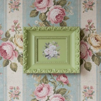 لوحه جداريه كانفس باطار مزخرف بنمط كلاسيكيه فاخره9303