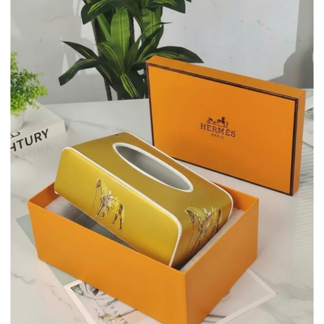 علبة مناديل سيراميك بتصميم راقي من براند هرمز 9060