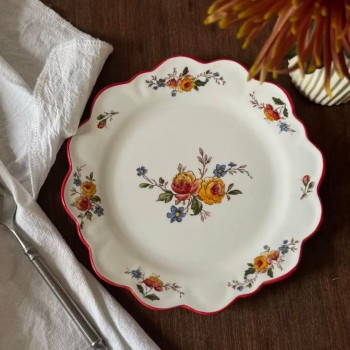 صحن سيراميك متموج الحافه بنقوش زخرفيه ريفيه انيقه 9003 صحن سيراميك متموج الحافه بنقوش زخرفيه ريفيه انيقه 9003