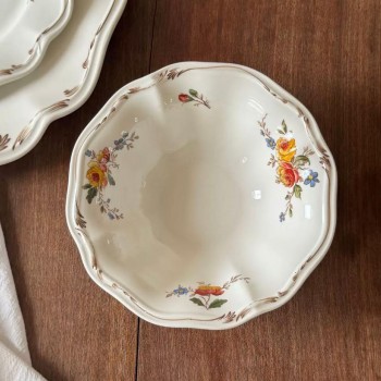 صحن سيراميك عميق بزخارف زهور بتصميم فرنسي فاخر 9010 صحن سيراميك عميق بزخارف زهور بتصميم فرنسي فاخر 9010