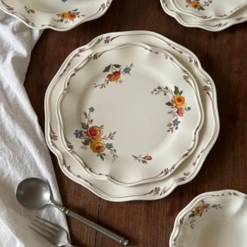 صحن سراميك مزخرف بنمط فرنسي فاخر مثالي لتقديم على مائدة الطعام متوفر حجمين 9014 صحن سراميك مزخرف بنمط فرنسي فاخر مثالي لتقديم على مائدة الطعام متوفر حجمين 9014