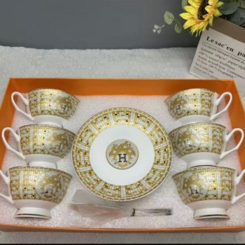 طقم اكواب وصحن من سراميك عالية الجوده من هيرمز من العدد18قطعه 8654 طقم اكواب وصحن من سراميك عالية الجوده من هيرمز من العدد18قطعه 8654