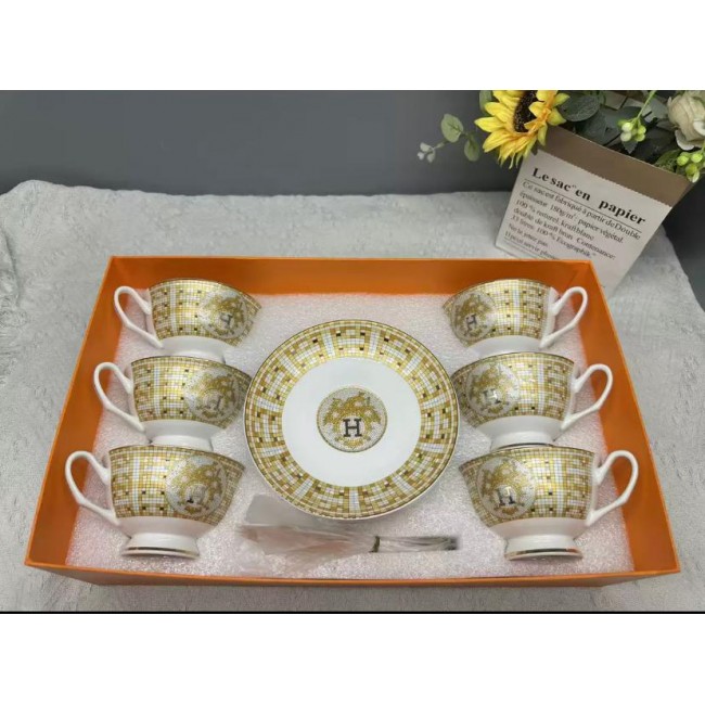 طقم اكواب وصحن من سراميك عالية الجوده من هيرمز من العدد18قطعه 8654