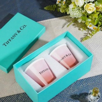 طقم كوب قهوه من سراميك من تيفاني اند كو 9067 طقم كوب قهوه من سراميك من تيفاني اند كو 9067