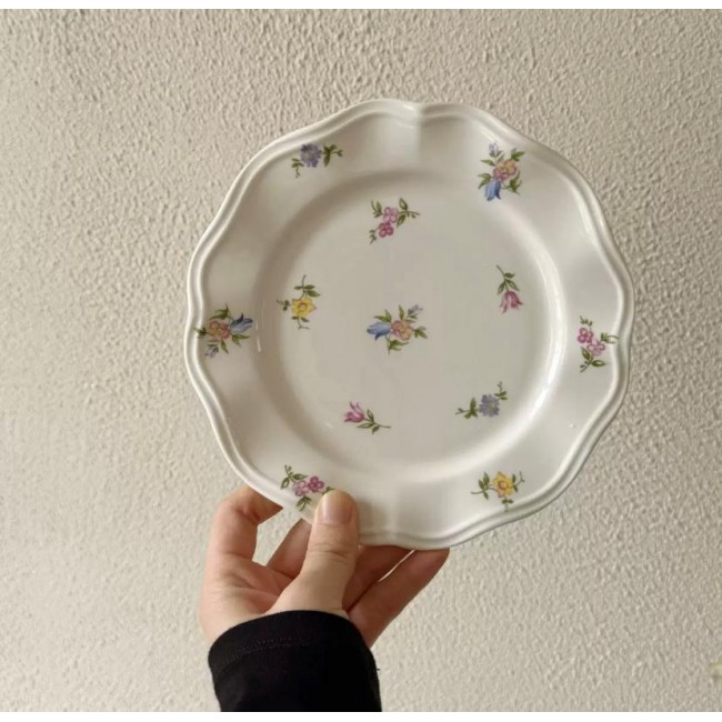 صحن سراميك بزخارف ريفيه متموجة الحافه بنمط كلاسيكي 9026