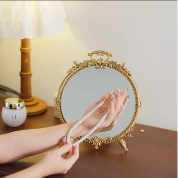 مرايا مكتبيه مستوحاه من الطراز الفرنسي تتميز باطار ذهبي فاخر 9655